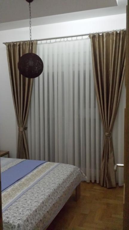 Apartment Fini Тиват Екстериор снимка