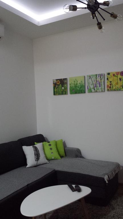 Apartment Fini Тиват Екстериор снимка