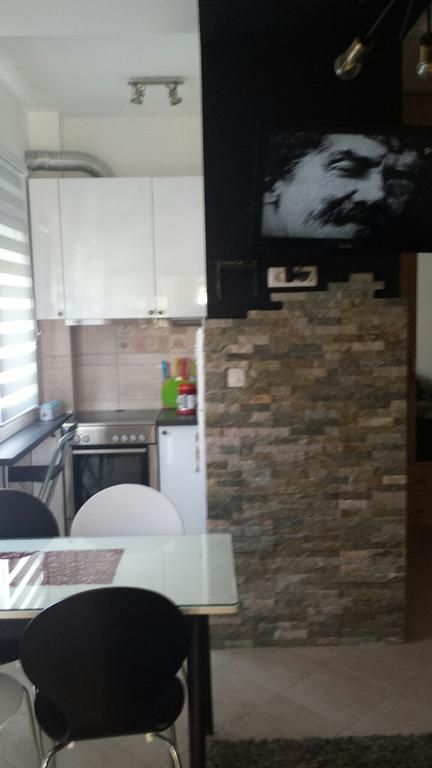 Apartment Fini Тиват Екстериор снимка
